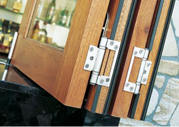 Centor bi-folding door hinges
